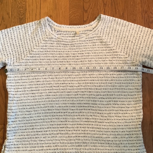 Lou & Grey for Loft cream/black cotton knit sweater. Size XS. Too small - Picture 7 of 8
